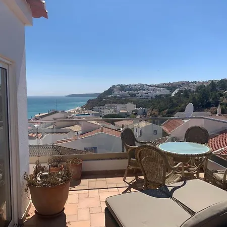 Casa Pedro In - Oceanview & Salema